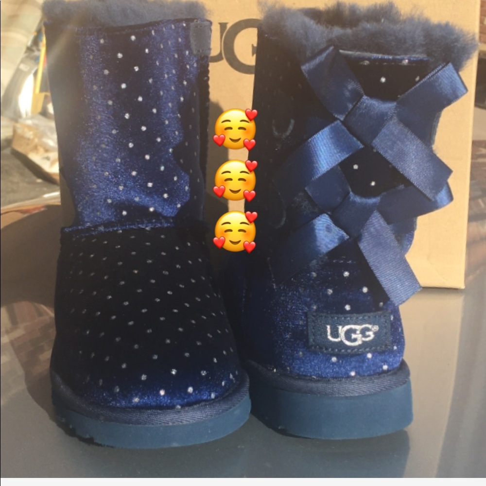 Limited Edition Beautiful UGG Blue Velvet Boot - Picture 6 of 6